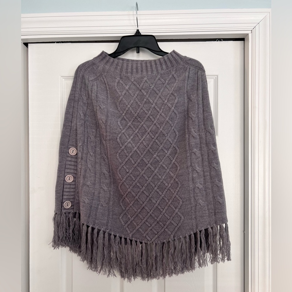 Women’s shawl